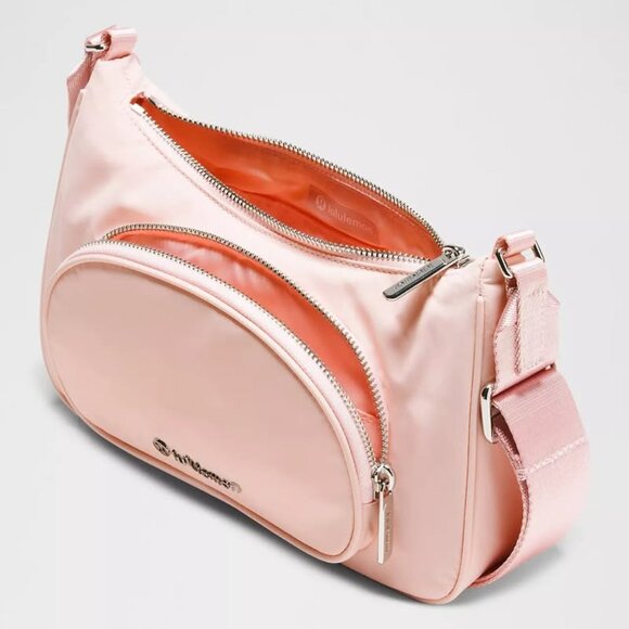 Lululemon Crossbody Bag with Nano Pouch 2L in Flush Pink, BNWT - Picture 4 of 8